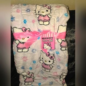 Hello kitty blanket